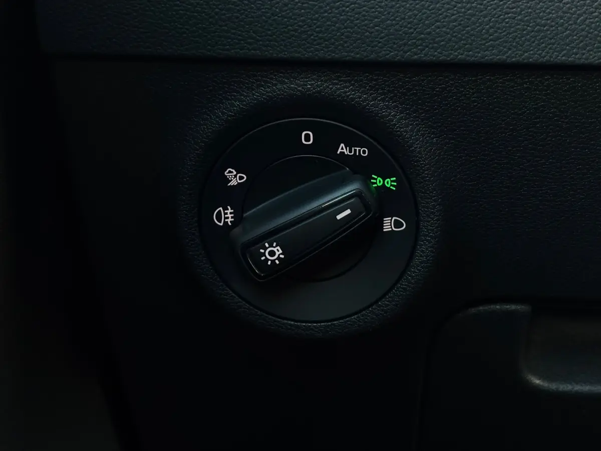 1.5 TSI 150 pk ACT Sportline Business | Achteruitrijcamera | Stoel\stuur verwarming | Apple Carplay |