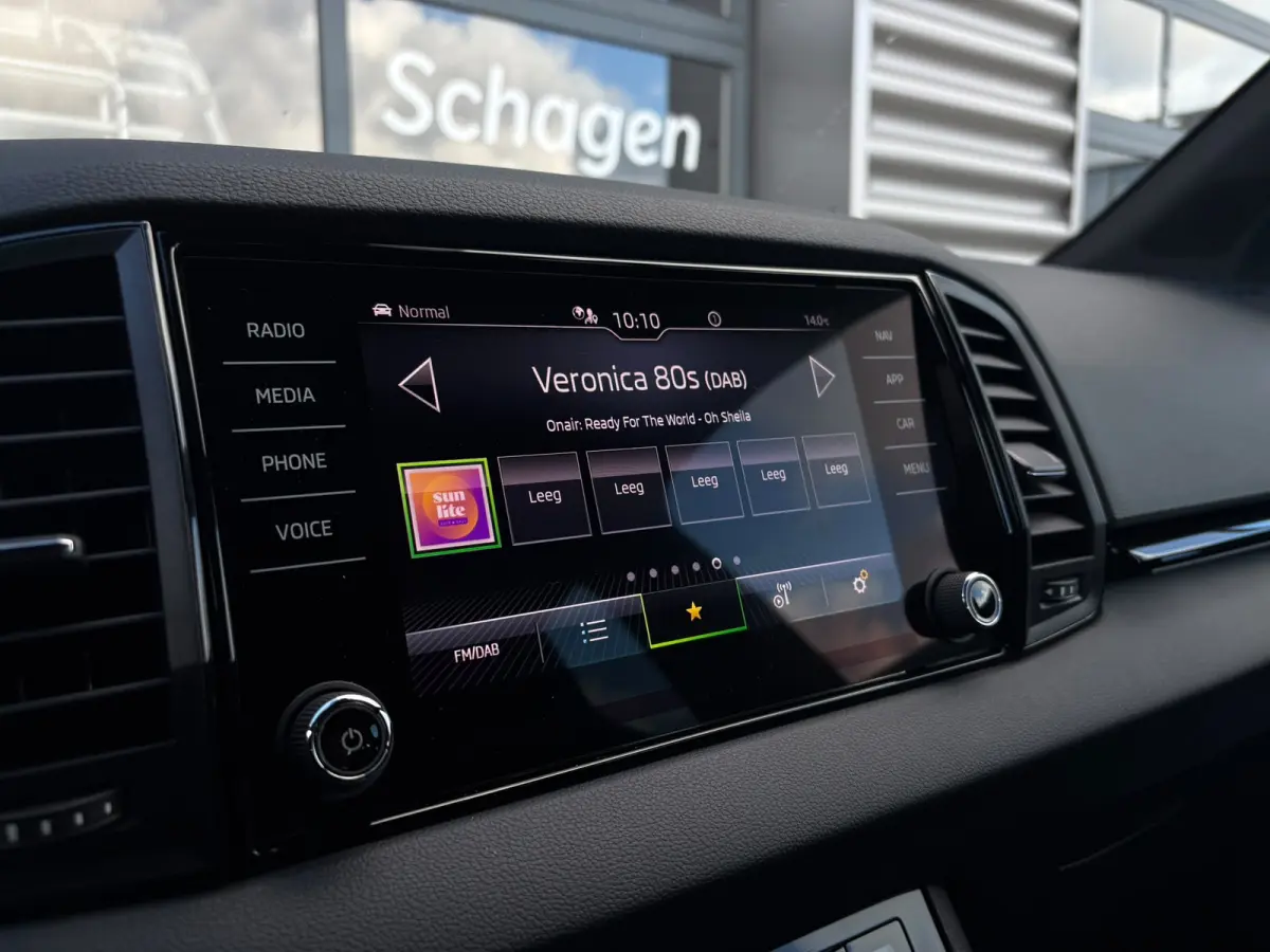 1.5 TSI 150 pk ACT Sportline Business | Achteruitrijcamera | Stoel\stuur verwarming | Apple Carplay |