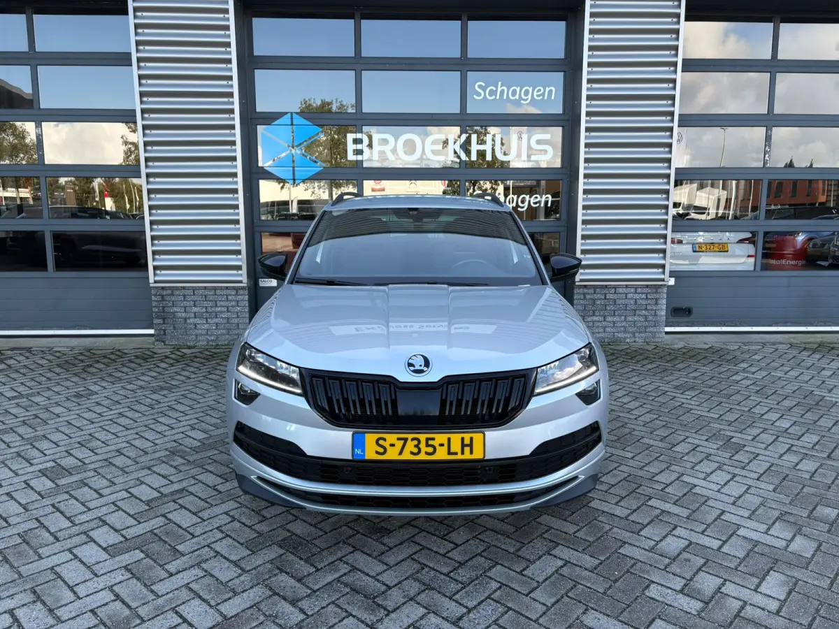 1.5 TSI 150 pk ACT Sportline Business | Achteruitrijcamera | Stoel\stuur verwarming | Apple Carplay |