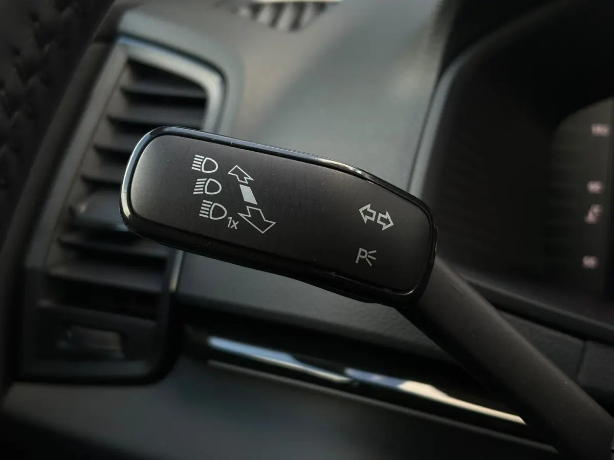 1.5 TSI 150 pk ACT Sportline Business | Achteruitrijcamera | Stoel\stuur verwarming | Apple Carplay |