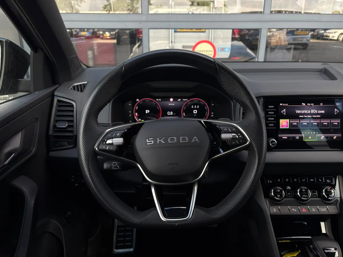 1.5 TSI 150 pk ACT Sportline Business | Achteruitrijcamera | Stoel\stuur verwarming | Apple Carplay |
