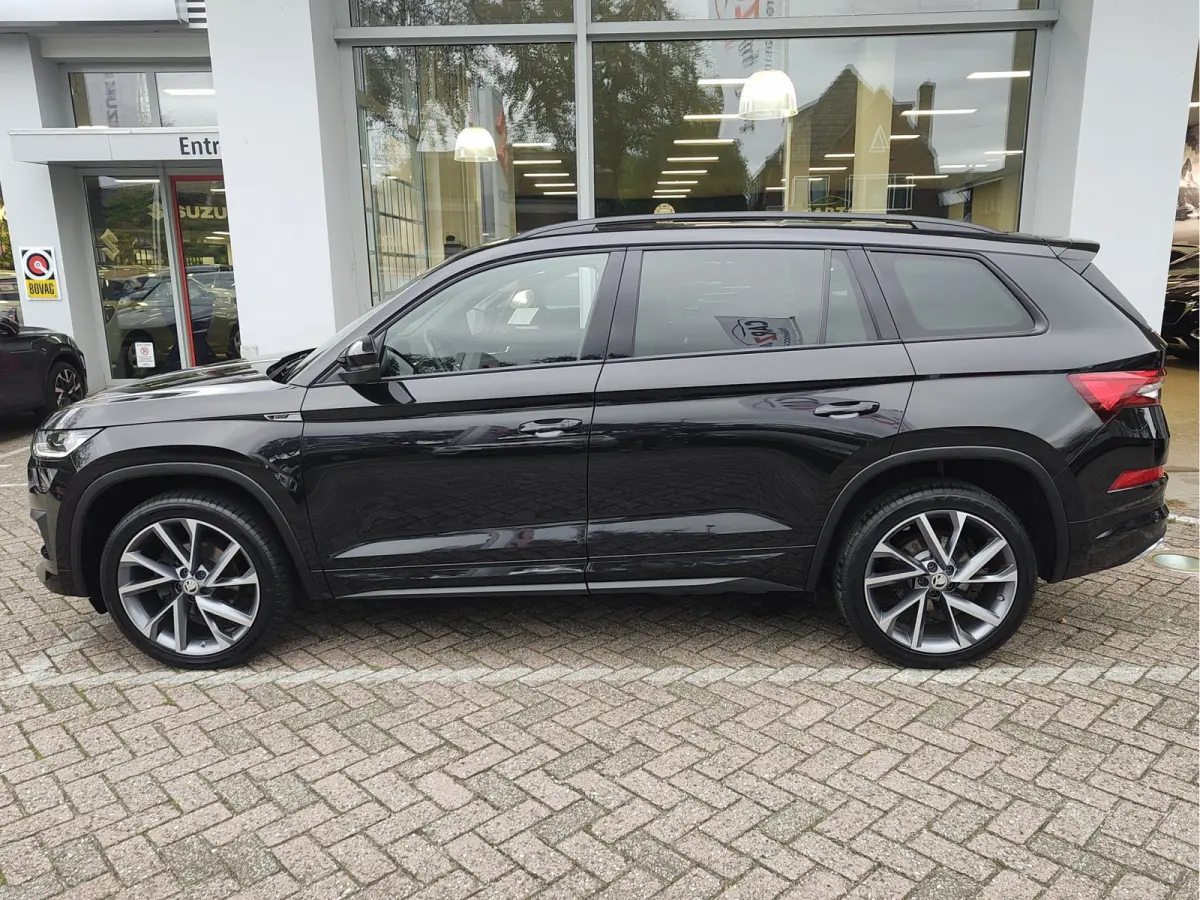 1.5 TSI SPORTLINE BUSINESS AUTOMAAT Memory Seats | Pano | Virtual Cockpit | Mille Miglia velgen