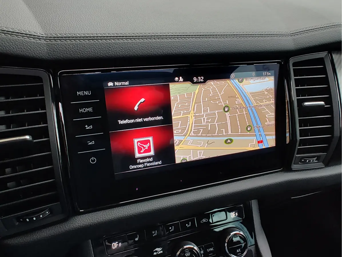 1.5 TSI SPORTLINE BUSINESS AUTOMAAT Memory Seats | Pano | Virtual Cockpit | Mille Miglia velgen