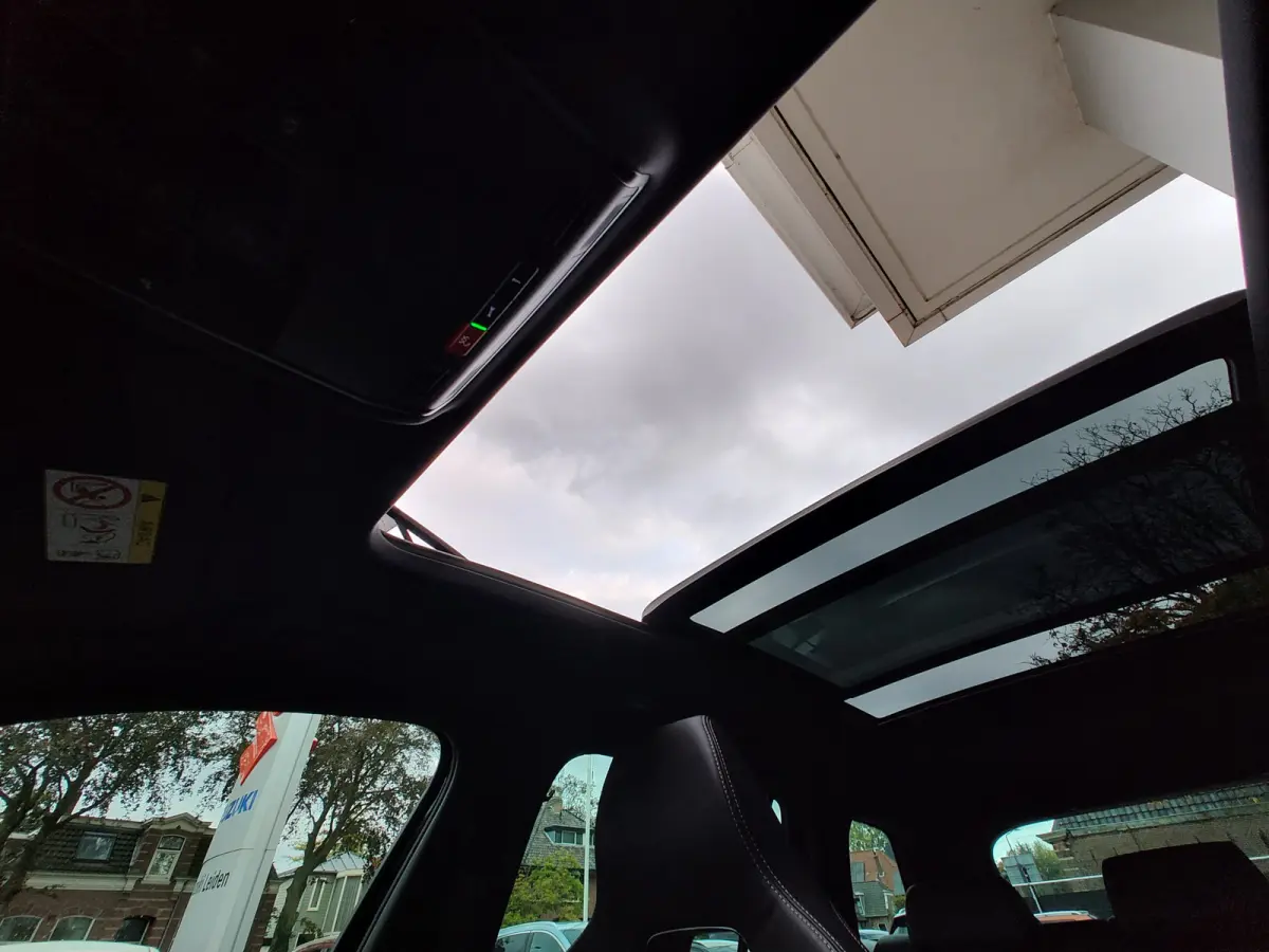 1.5 TSI SPORTLINE BUSINESS AUTOMAAT Memory Seats | Pano | Virtual Cockpit | Mille Miglia velgen