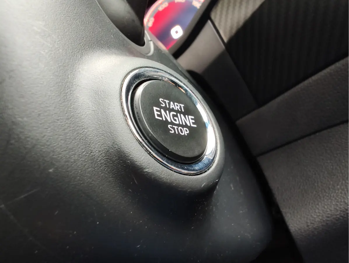 1.5 TSI SPORTLINE BUSINESS AUTOMAAT Memory Seats | Pano | Virtual Cockpit | Mille Miglia velgen