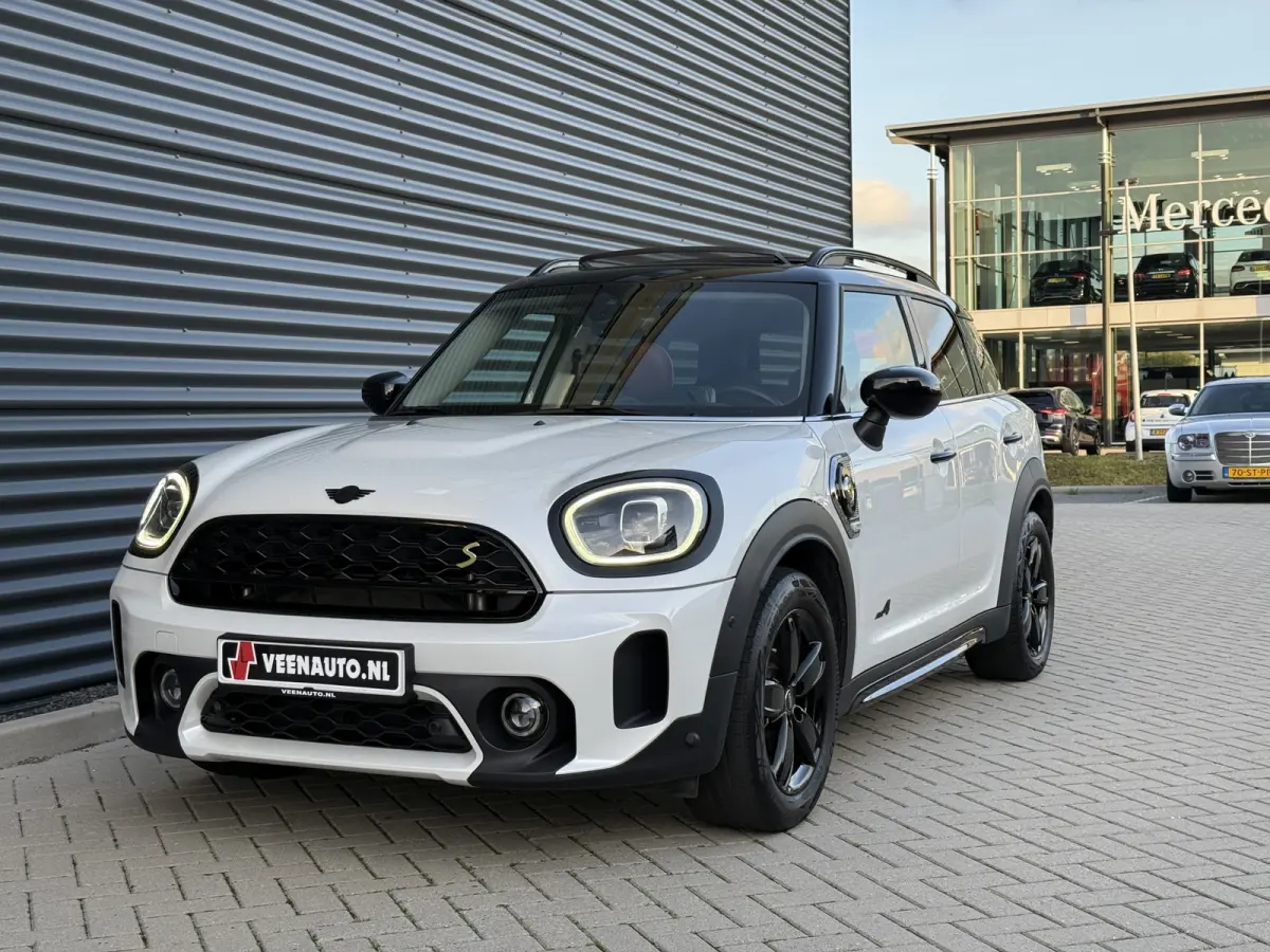 1.5 Cooper SE ALL4 Pano/H&K/Leder