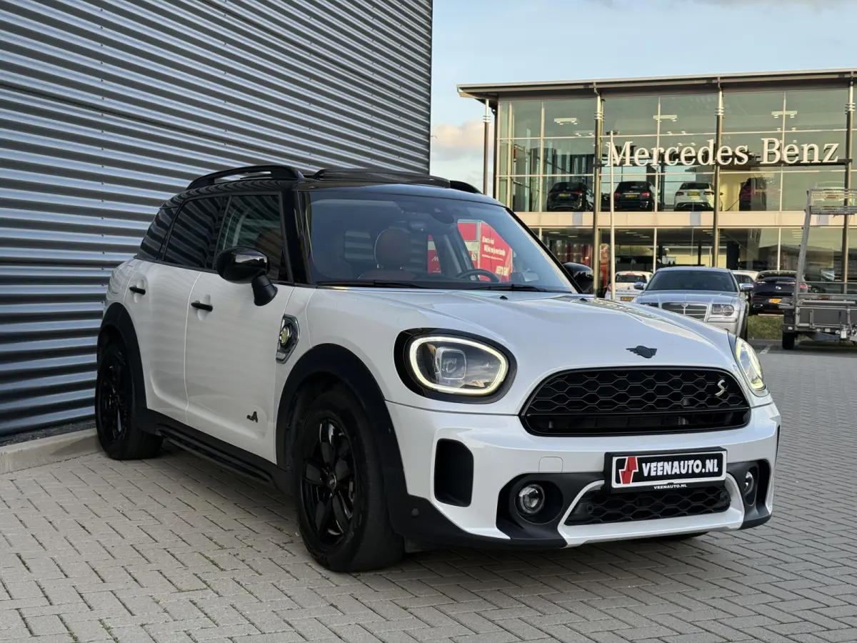 1.5 Cooper SE ALL4 Pano/H&K/Leder