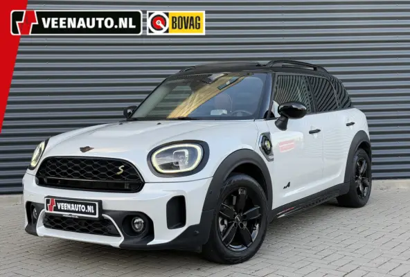 1.5 Cooper SE ALL4 Pano/H&K/Leder