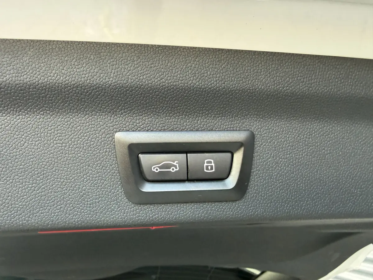 1.5 Cooper SE ALL4 Pano/H&K/Leder