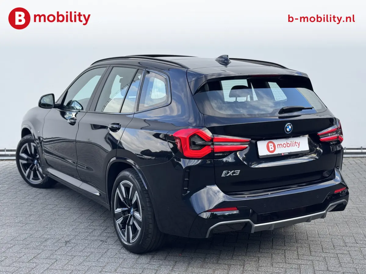 High Executive M-Sport 80 kWh SOH 100% Panoramadak NL Auto! | Elektrische Stoelen | Achteruitrijcamera | Adaptive Cruise Control