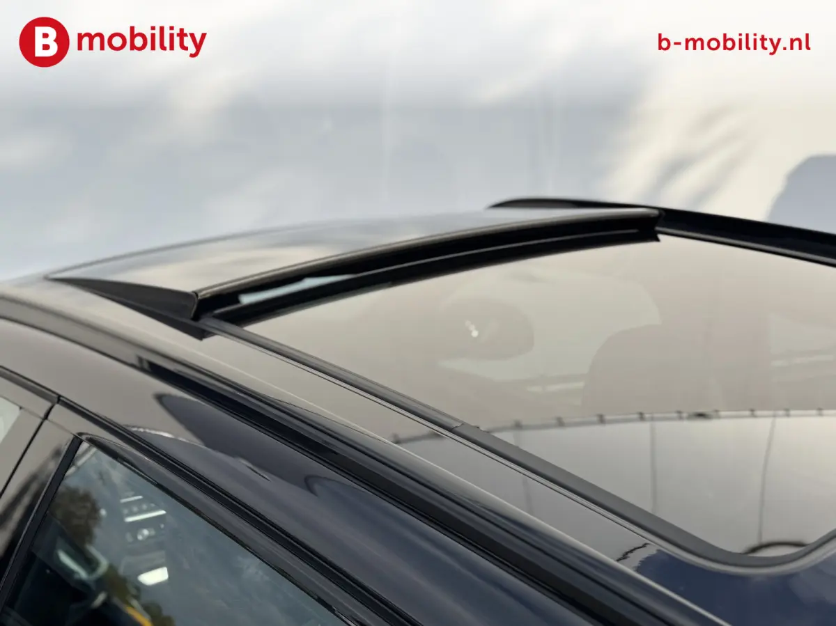 High Executive M-Sport 80 kWh SOH 100% Panoramadak NL Auto! | Elektrische Stoelen | Achteruitrijcamera | Adaptive Cruise Control