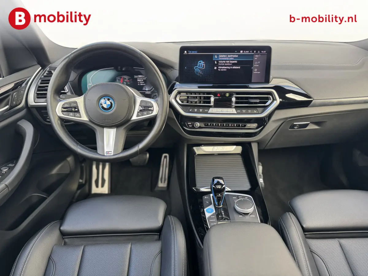 High Executive M-Sport 80 kWh SOH 100% Panoramadak NL Auto! | Elektrische Stoelen | Achteruitrijcamera | Adaptive Cruise Control