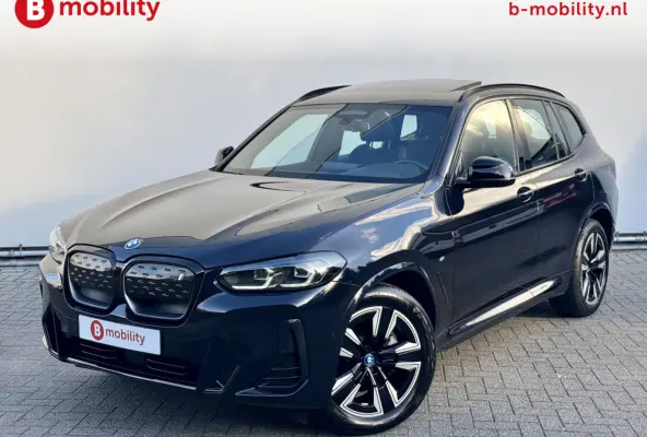 High Executive M-Sport 80 kWh SOH 100% Panoramadak NL Auto! | Elektrische Stoelen | Achteruitrijcamera | Adaptive Cruise Control