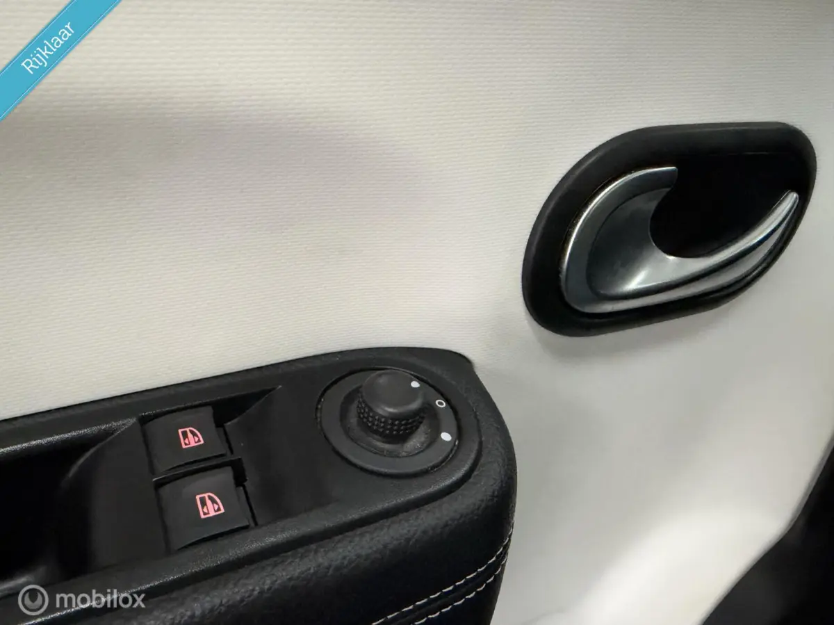 1.0 SCe Intens|Leder|Airco|CarPlay|Sport velgen