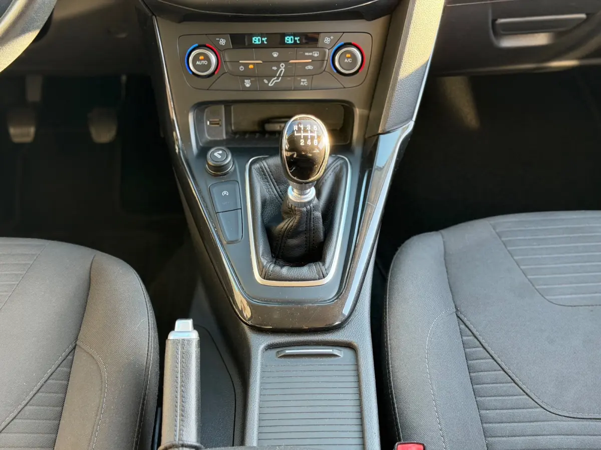 1.0 Titanium 2017 NAVI AIRCO Trekh APK NAP!