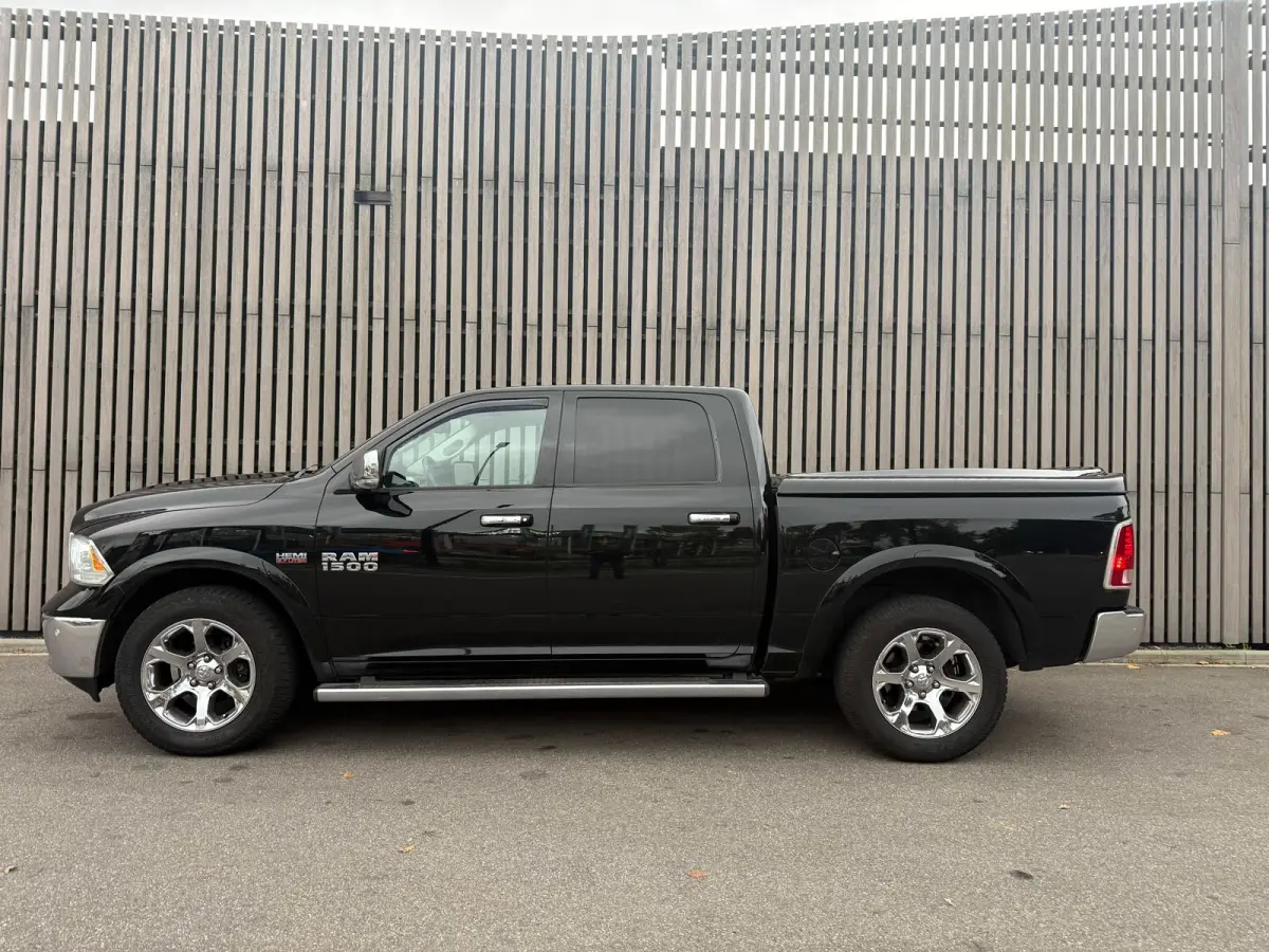 1500 5.7 V8 LARAMIE / LPG / Lage bijtelling