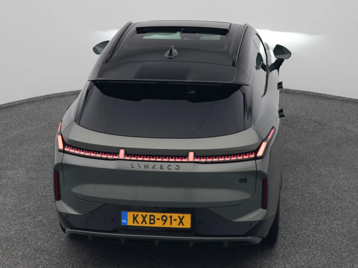 1.5 More | PANO | 360° | H&K | ADAPTIVE | STOELVENT. | STOELMASSAGE | STOEL- EN STUURVERW.