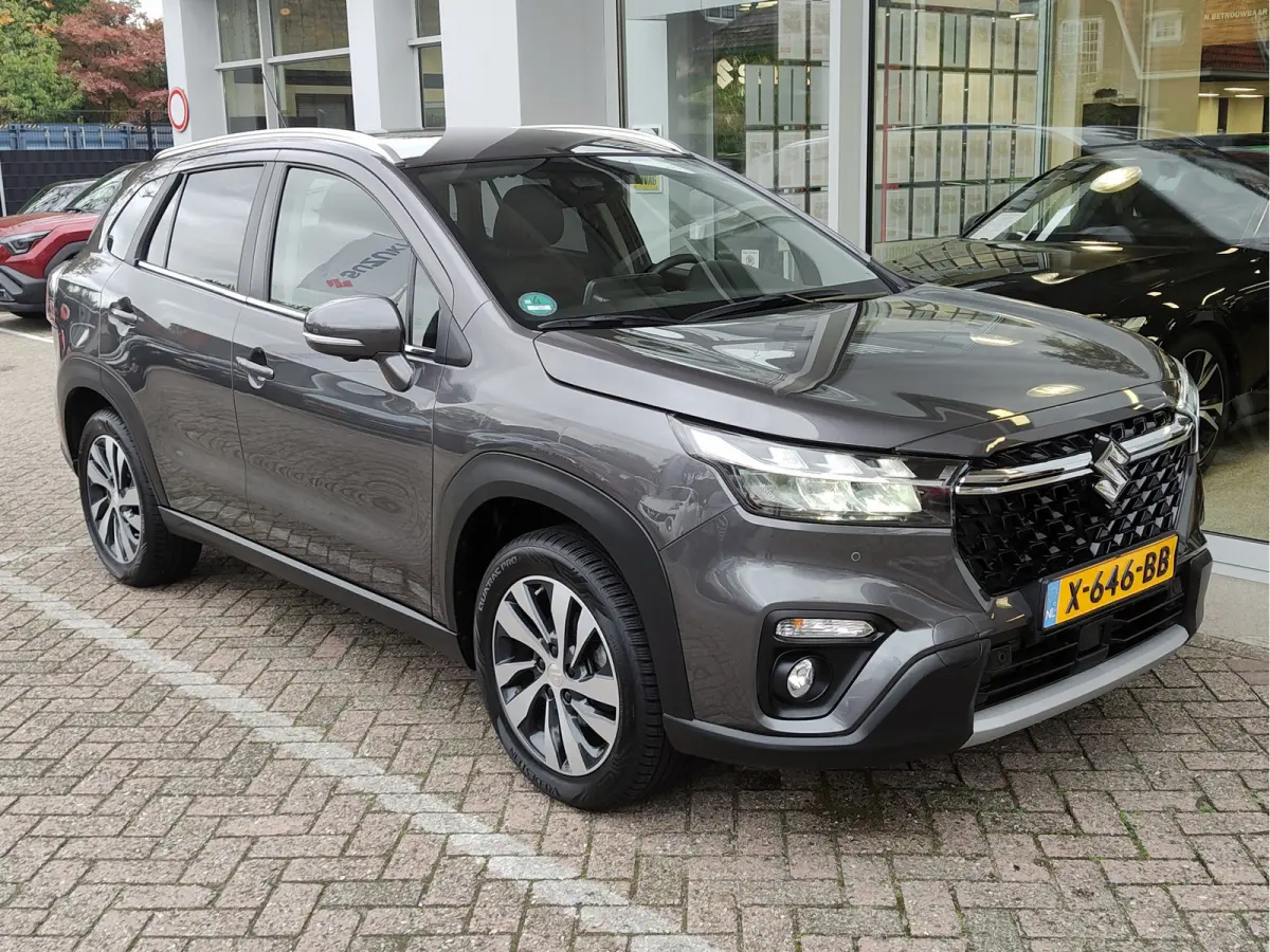 1.4 BOOSTERJET STYLE SMART HYBRID 4-seizoenenbanden | 360 Camera | Stoelverwarming
