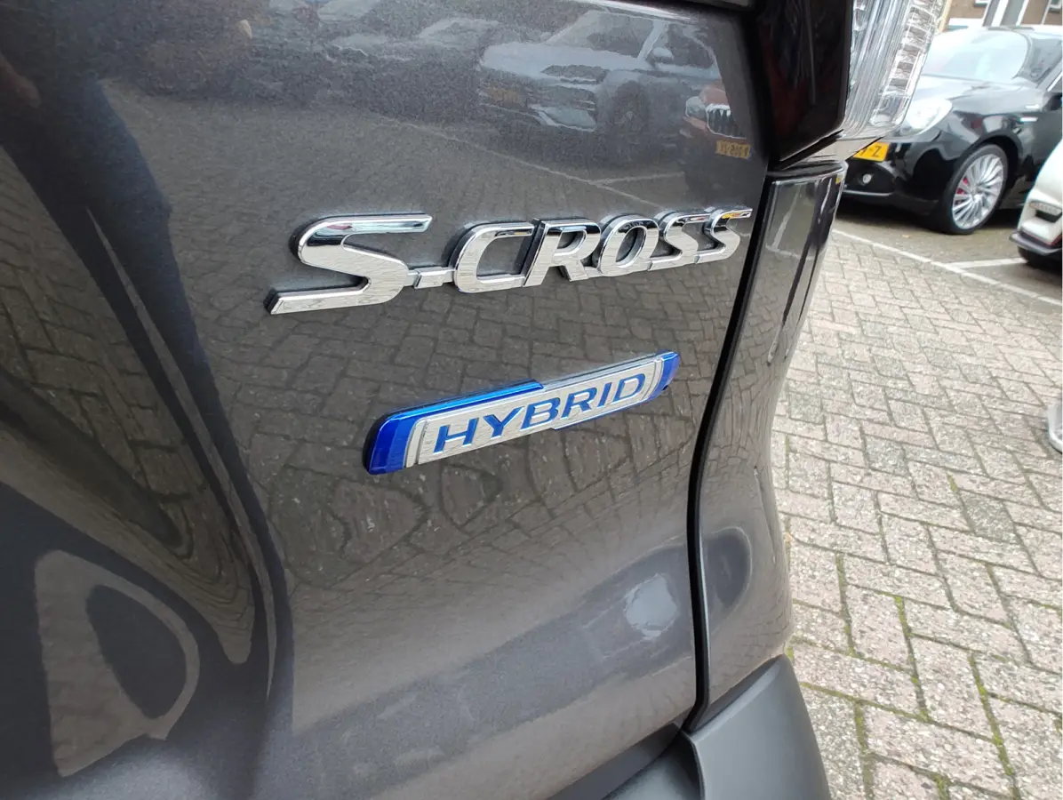 1.4 BOOSTERJET STYLE SMART HYBRID 4-seizoenenbanden | 360 Camera | Stoelverwarming