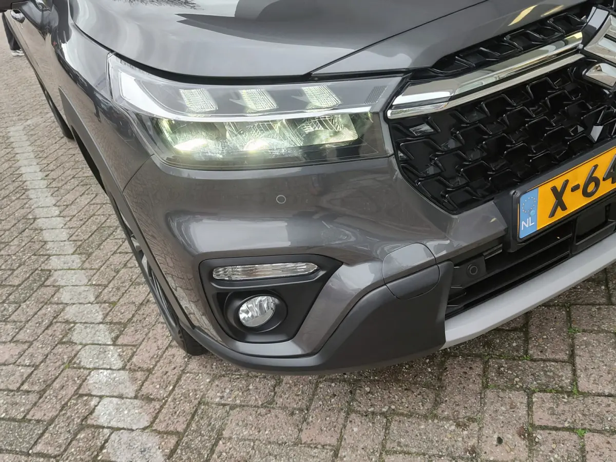 1.4 BOOSTERJET STYLE SMART HYBRID 4-seizoenenbanden | 360 Camera | Stoelverwarming