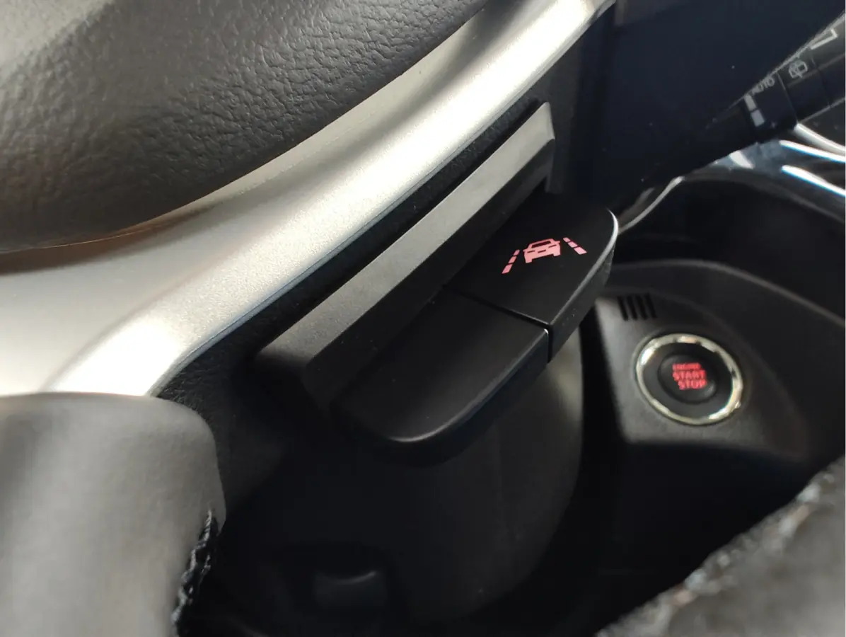 1.4 BOOSTERJET STYLE SMART HYBRID 4-seizoenenbanden | 360 Camera | Stoelverwarming