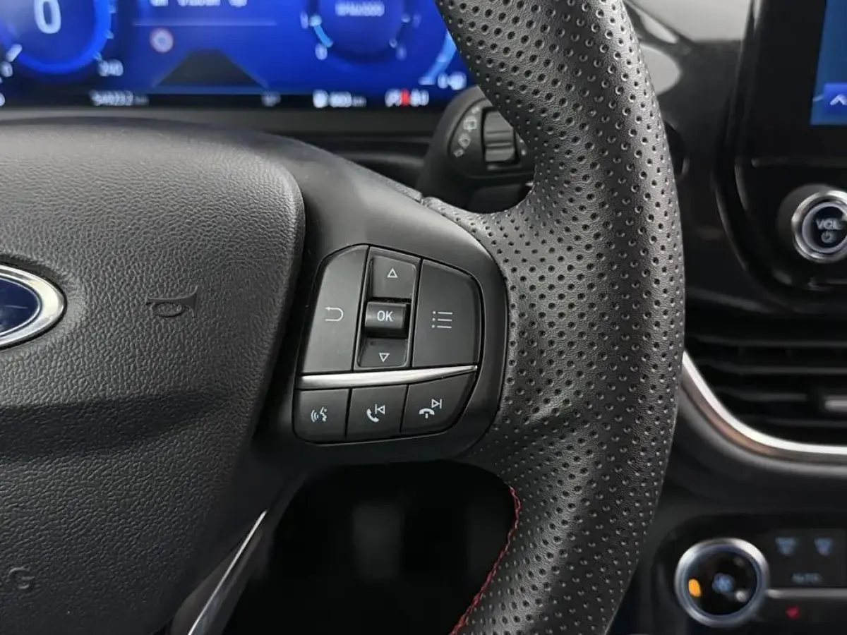 1.0 EcoBoost ST-Line / Incl BTW / Carplay