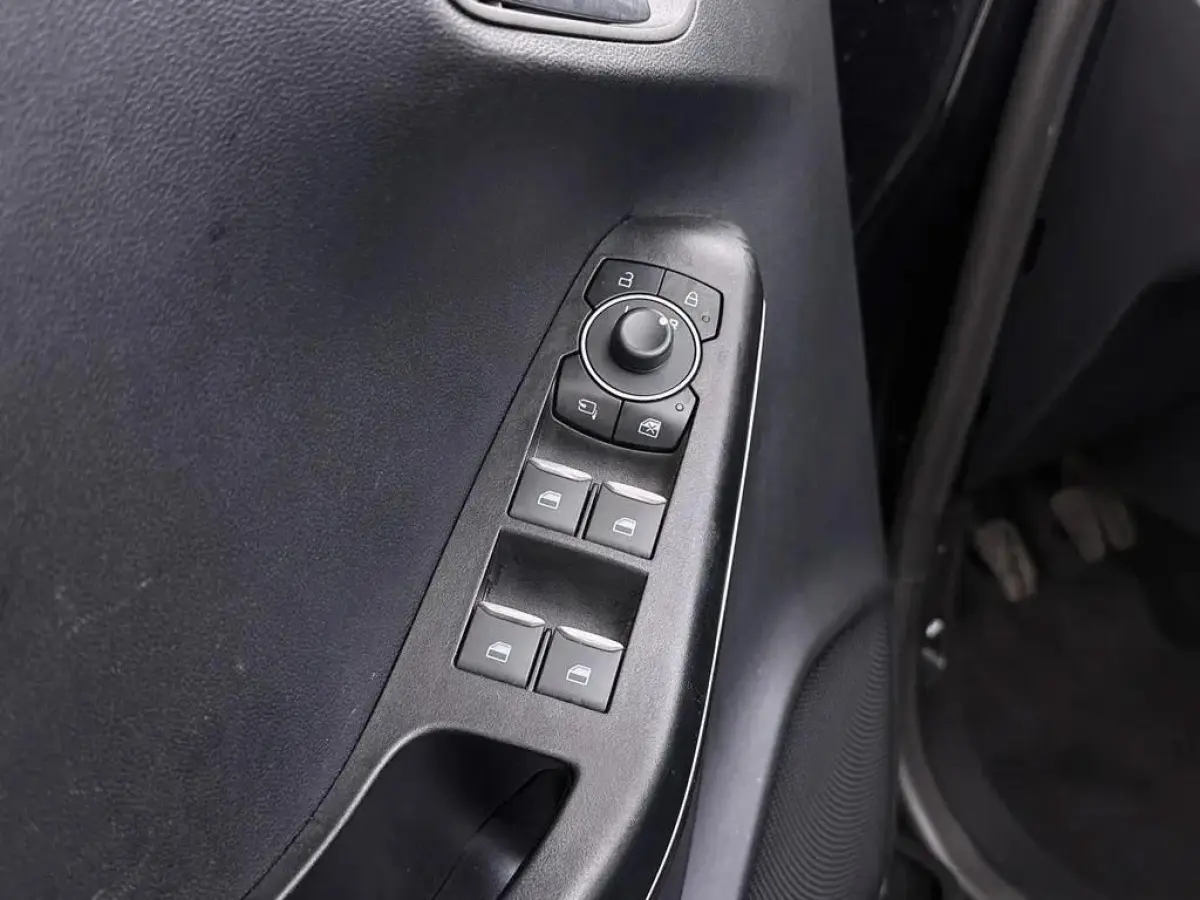 1.0 EcoBoost ST-Line / Incl BTW / Carplay