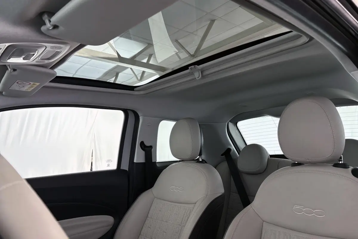 La Prima 42 kWh Pano Leder Stoelverwarming JBL Camera Apple CarPlay
