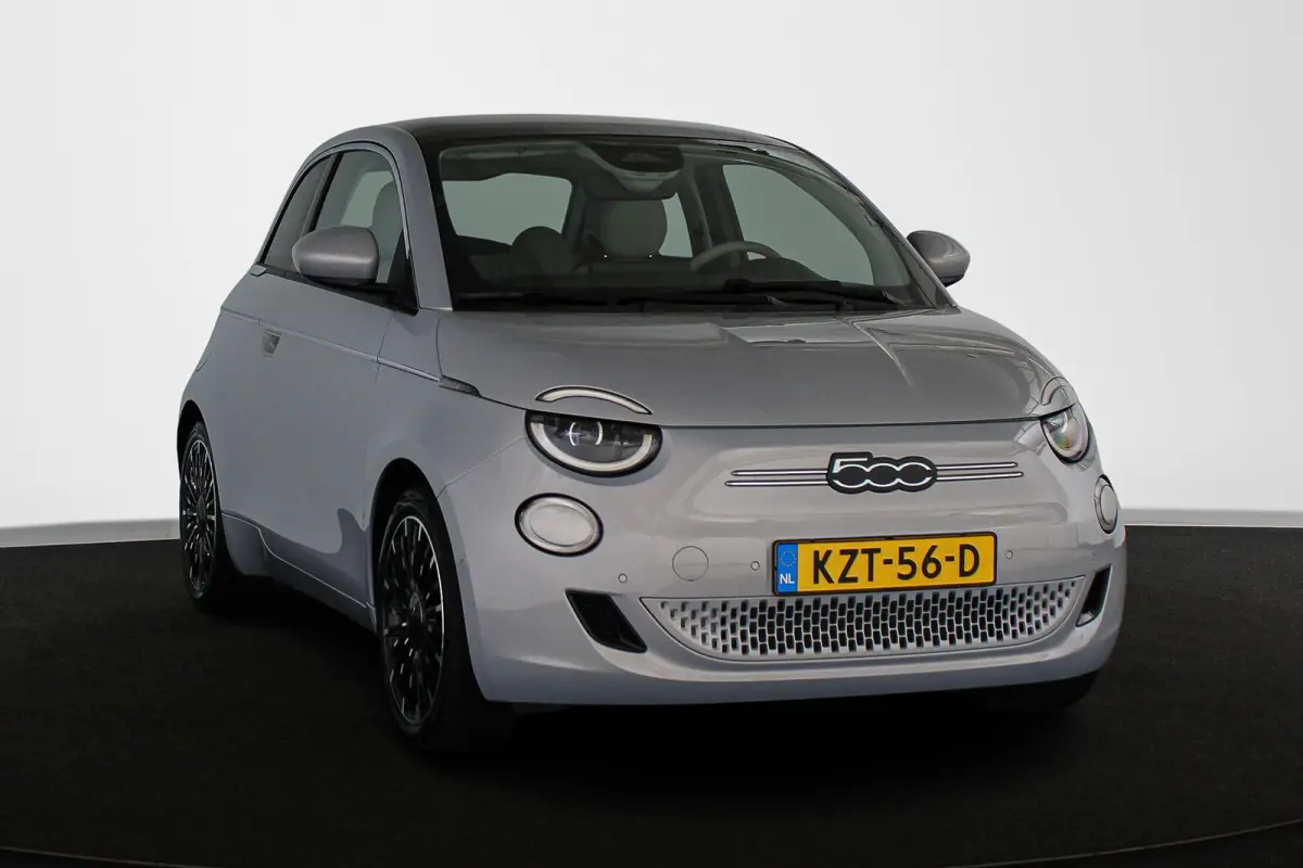 La Prima 42 kWh Pano Leder Stoelverwarming JBL Camera Apple CarPlay