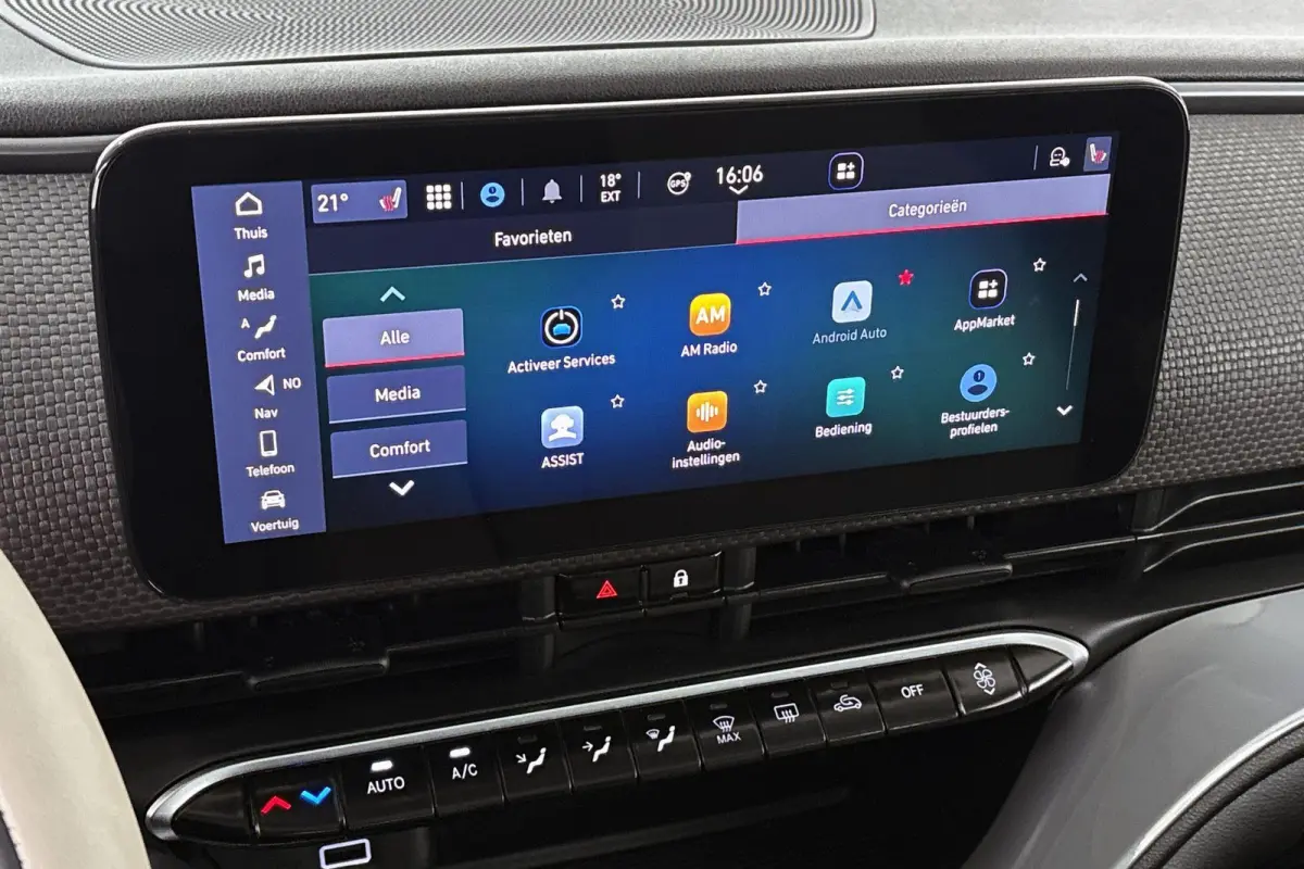 La Prima 42 kWh Pano Leder Stoelverwarming JBL Camera Apple CarPlay