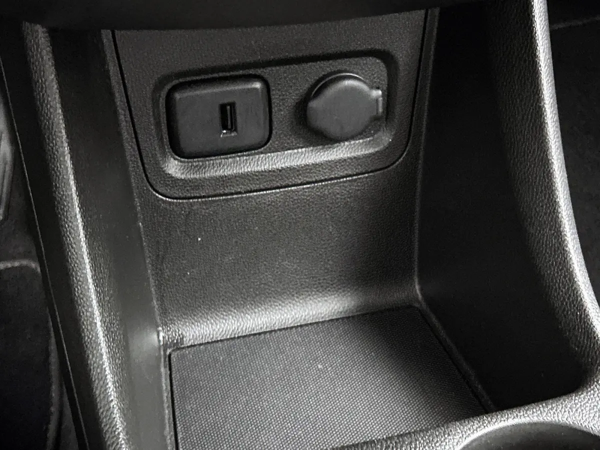 1.0 Online Edition Apple Carplay/Android Auto | Stoelverwarming
