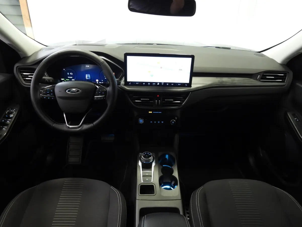 2.5 PHEV Plug-In Active NAVI/CAMERA/LED/HEAD-UP/18"LMV!