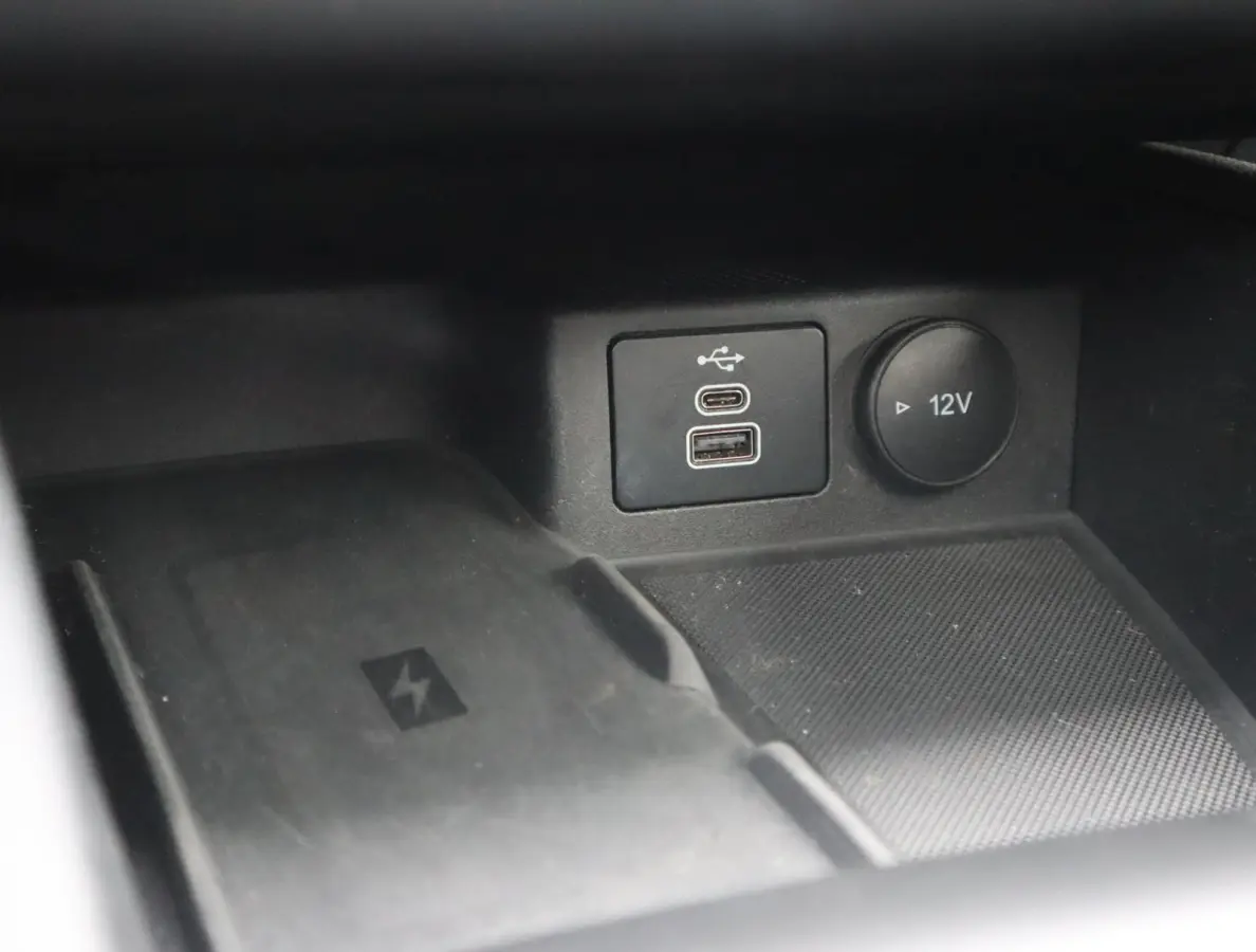 2.5 PHEV ST-Line | Stoel, Stuur en Voorruitverwarming Adaptieve Cruise | Blind Spot | Led Koplampen | HUD