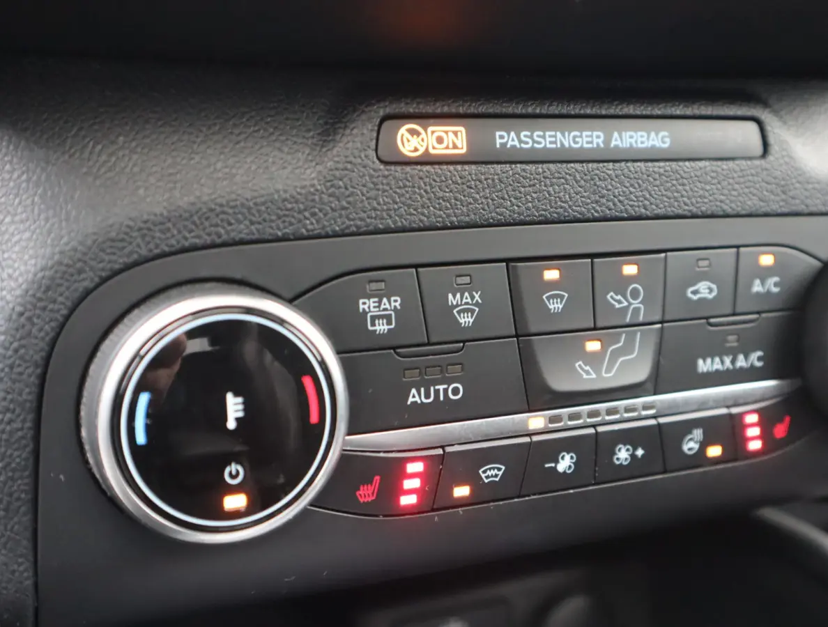 2.5 PHEV ST-Line | Stoel, Stuur en Voorruitverwarming Adaptieve Cruise | Blind Spot | Led Koplampen | HUD
