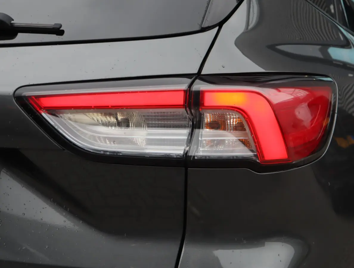 2.5 PHEV ST-Line | Stoel, Stuur en Voorruitverwarming Adaptieve Cruise | Blind Spot | Led Koplampen | HUD