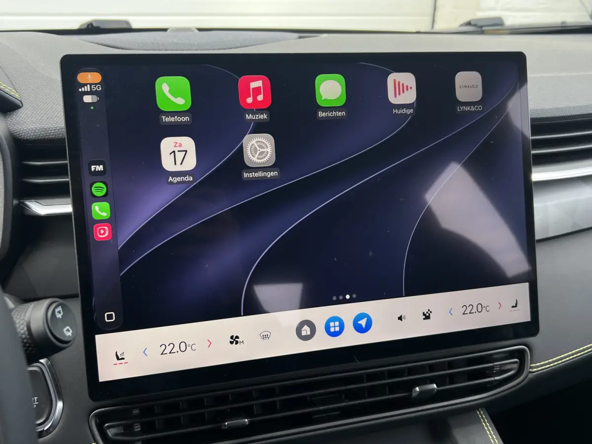 1.5 Core | Mineral Green | Virtual Cockpit | ACC | Carplay
