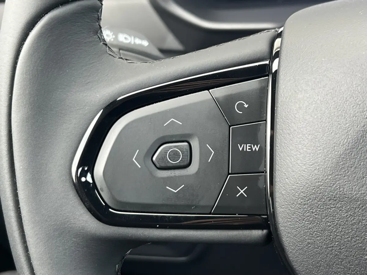 1.5 Core | Mineral Green | Virtual Cockpit | ACC | Carplay