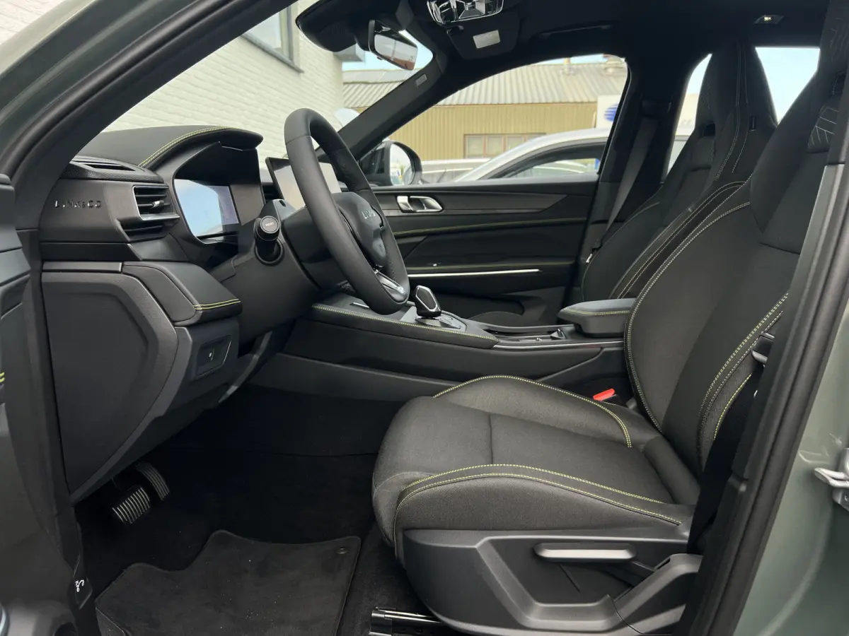 1.5 Core | Mineral Green | Virtual Cockpit | ACC | Carplay