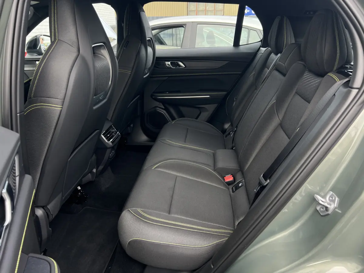 1.5 Core | Mineral Green | Virtual Cockpit | ACC | Carplay