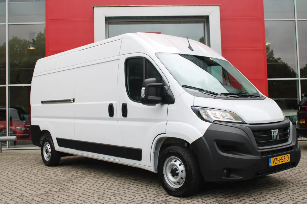 33 2.2 MultiJet 140PK L3H2 | NIEUWE BUS! BPM VRIJ! | ACHTERUITRIJ CAMERA | APPLE CARPLAY/ANDROID AUTO | 3-ZITS | CRUISE CONTROL | CLIMATE CONTROL | DAB+ RADIO | DIGITALE COCKPIT |