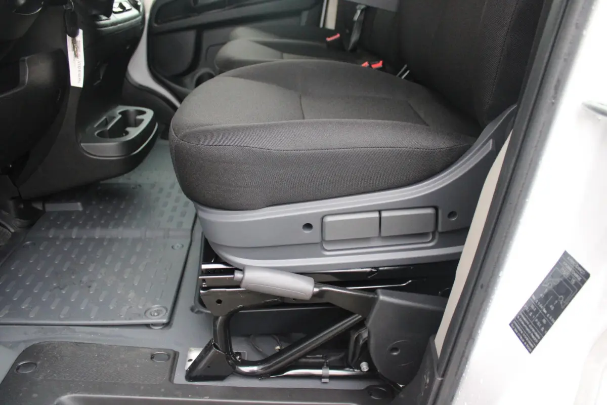 33 2.2 MultiJet 140PK L3H2 | NIEUWE BUS! BPM VRIJ! | ACHTERUITRIJ CAMERA | APPLE CARPLAY/ANDROID AUTO | 3-ZITS | CRUISE CONTROL | CLIMATE CONTROL | DAB+ RADIO | DIGITALE COCKPIT |