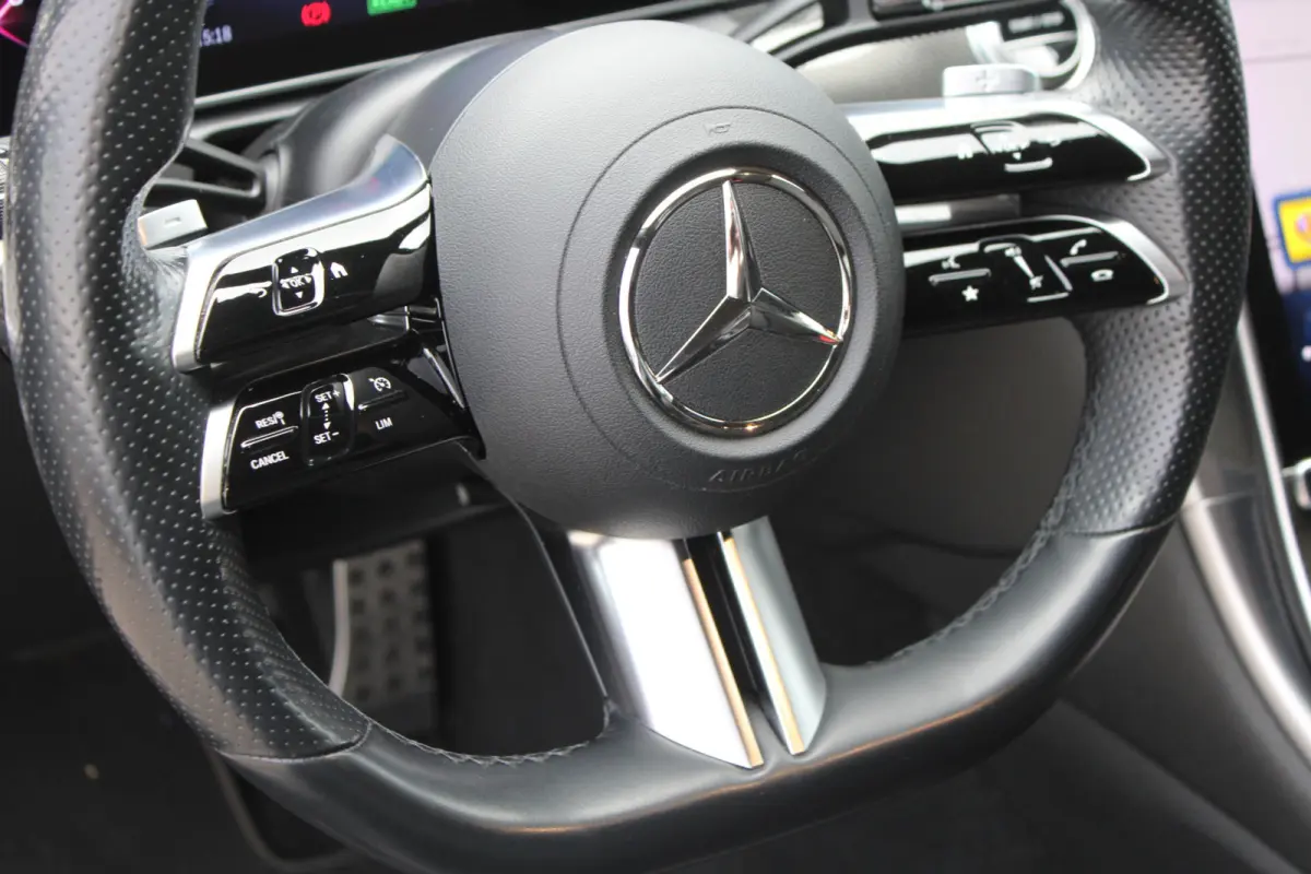 180 AMG LINE NIGHT PAKKET LEDER CARPLAY CAMERA <<NL-AUTO>>