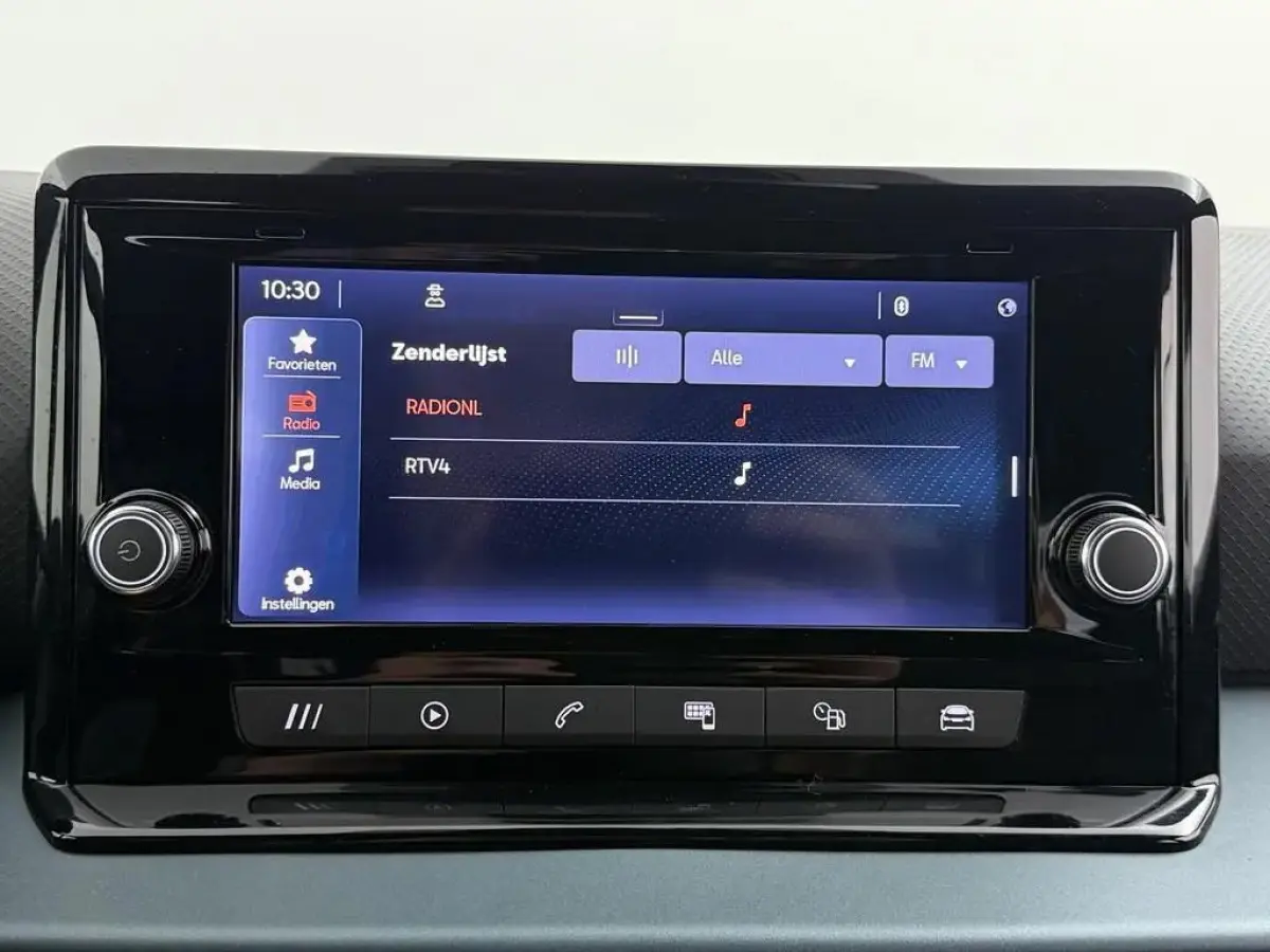 1.0 TSI FR Xperience / Drive Assist / Carplay / Virtual / LED
