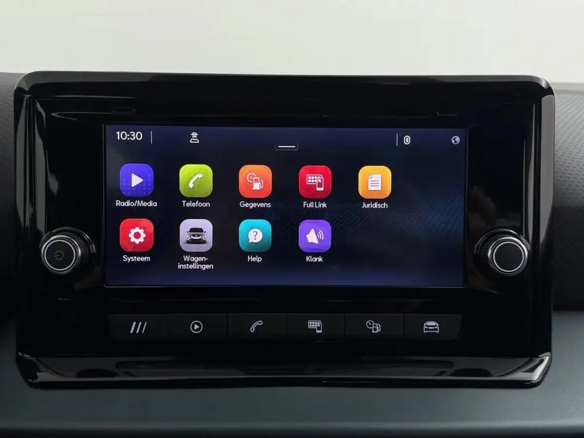 1.0 TSI FR Xperience / Drive Assist / Carplay / Virtual / LED
