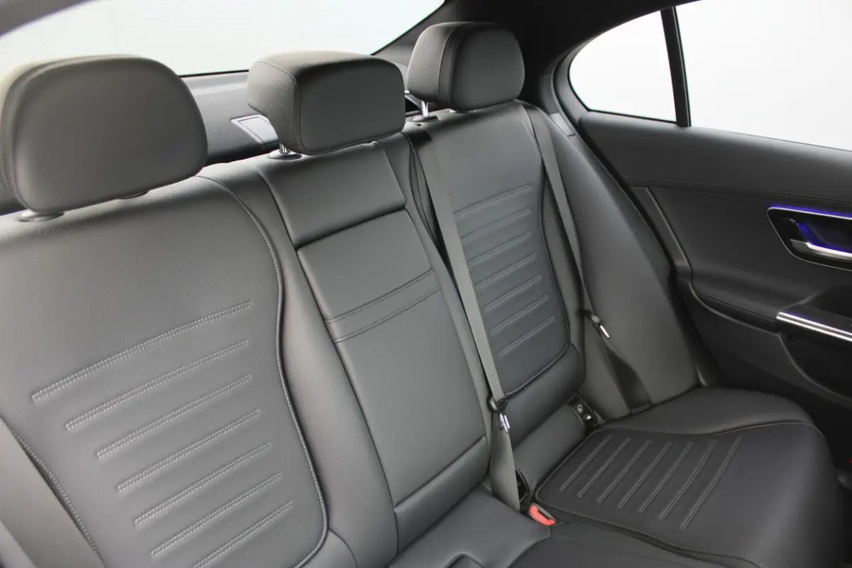 180 AMG LINE NIGHT PAKKET LEDER CARPLAY CAMERA <<NL-AUTO>>