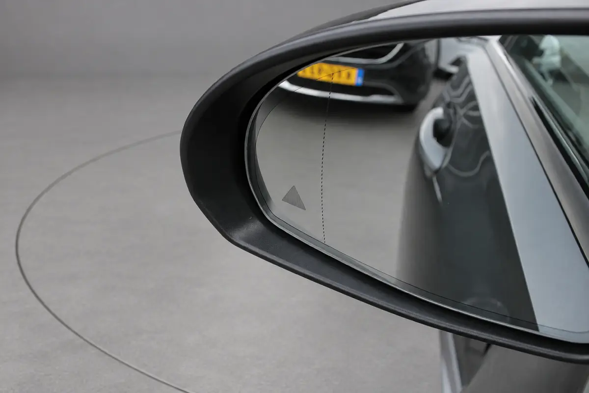180 AMG LINE NIGHT PAKKET LEDER CARPLAY CAMERA <<NL-AUTO>>