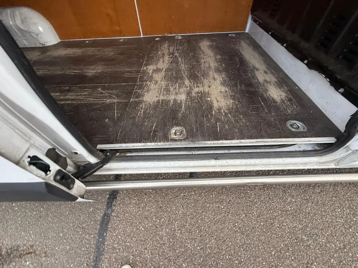 bestel T35 2.3 dCi 135 L3H2 Comfort|EXCL.BTW|Rijklaar!|Camera|PDC|3-Zits|Cruise