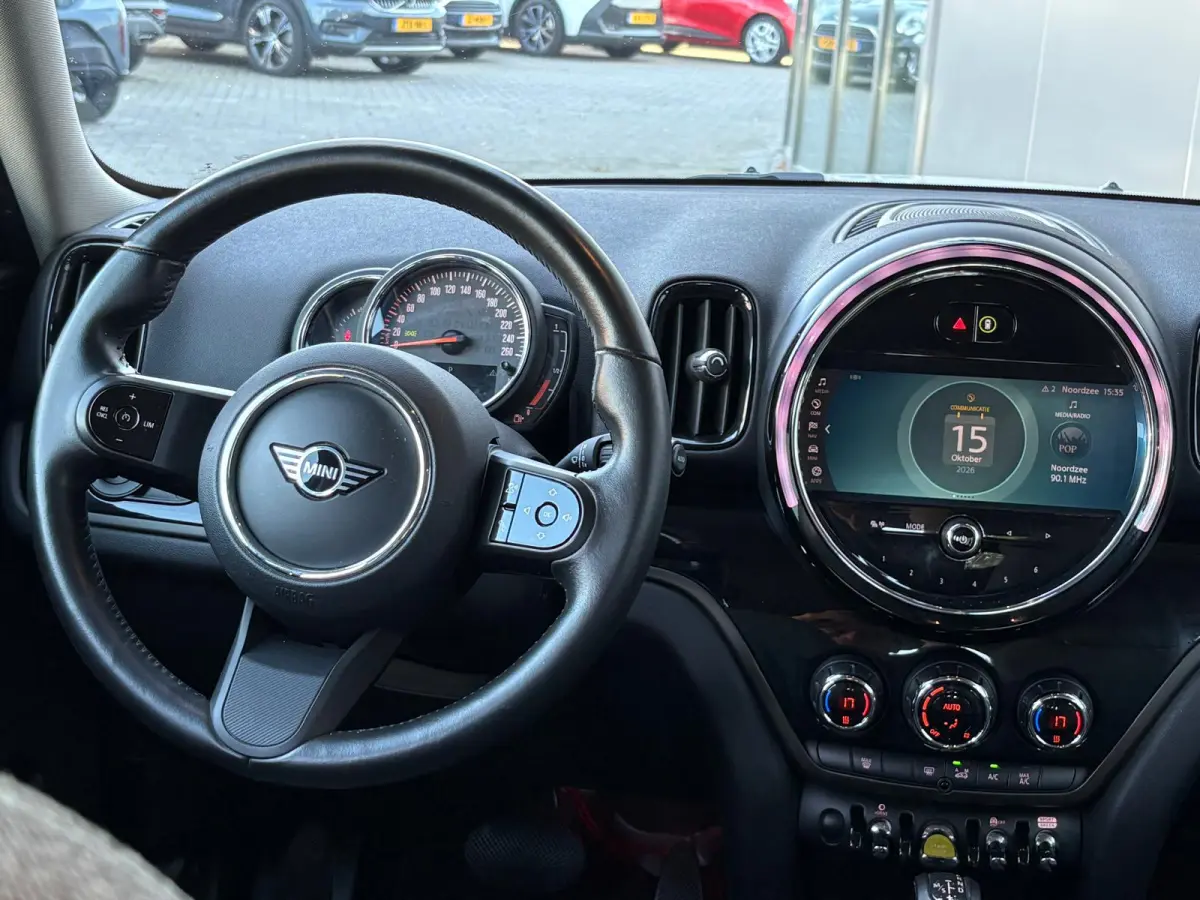 1.5 PHEV 221PK Cooper S E ALL4 Navigatie/Carplay-Android-auto/Parkeerhulp