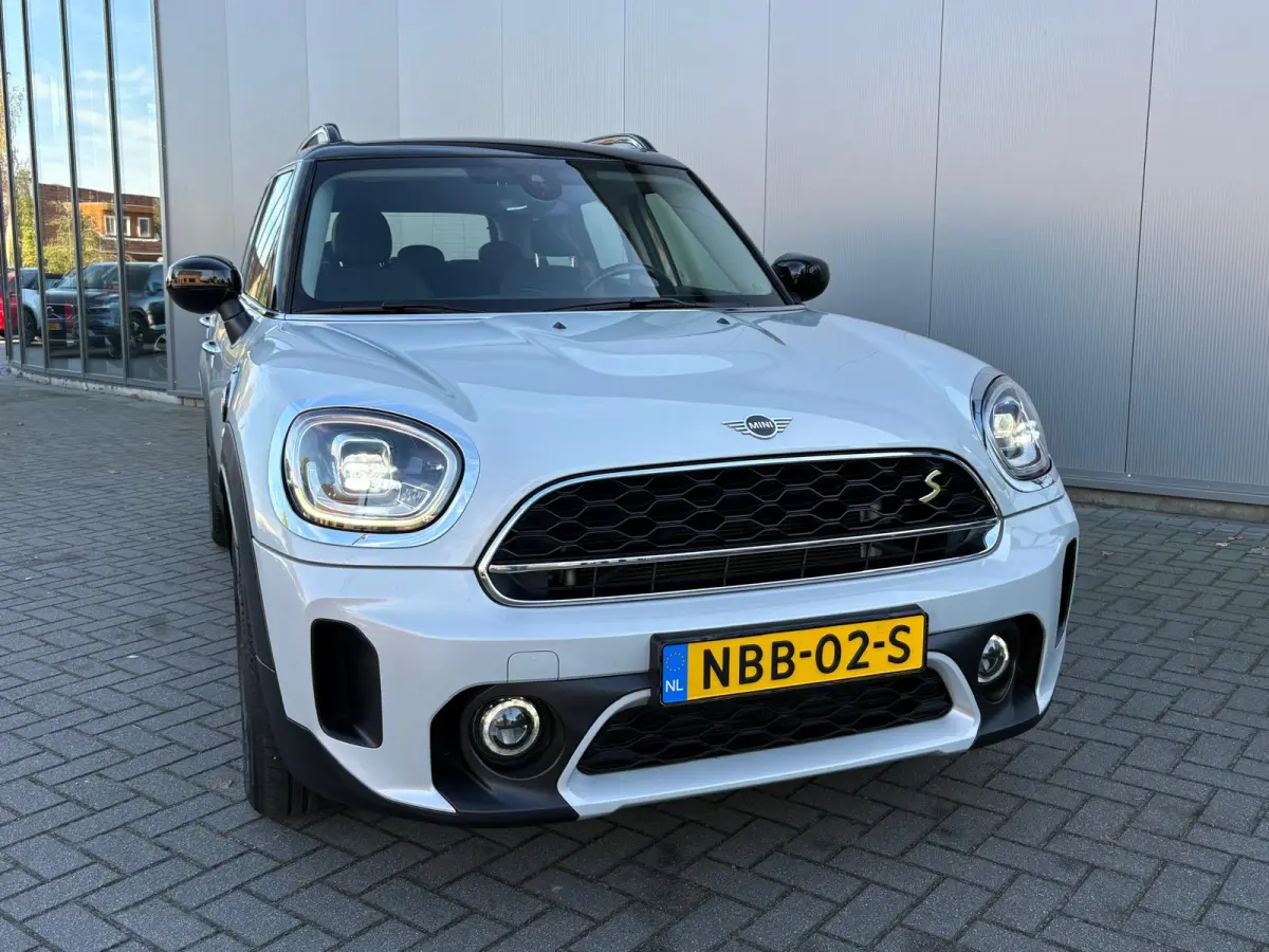 1.5 PHEV 221PK Cooper S E ALL4 Navigatie/Carplay-Android-auto/Parkeerhulp