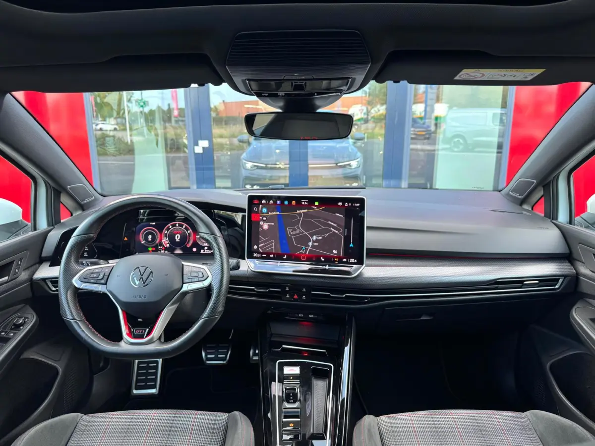 2.0 TSI GTI Vol ! | Panorama | IQ-Lights | H/K | Head-UP | Camera | Carplay | BTW |